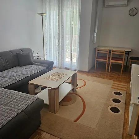Apartment C2 Sunny *